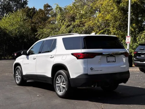 More photos of 2022 Chevrolet Traverse LT Leather at Hank Graff Chevrolet Davison, MI