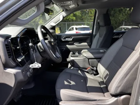 More photos of 2025 Chevrolet Silverado 1500 LT at Hank Graff Chevrolet Davison, MI