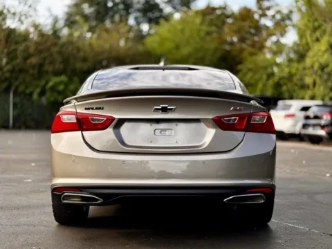 More photos of 2022 Chevrolet Malibu RS at Hank Graff Chevrolet Davison, MI