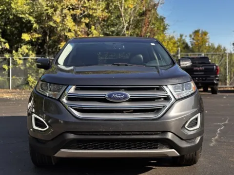 Photos of 2017 Ford Edge SEL for sale in Davison, MI at Hank Graff Chevrolet Davison