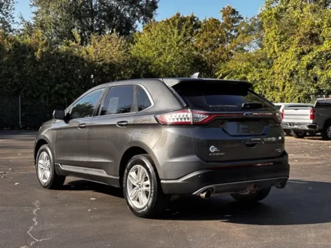 More photos of 2017 Ford Edge SEL at Hank Graff Chevrolet Davison, MI
