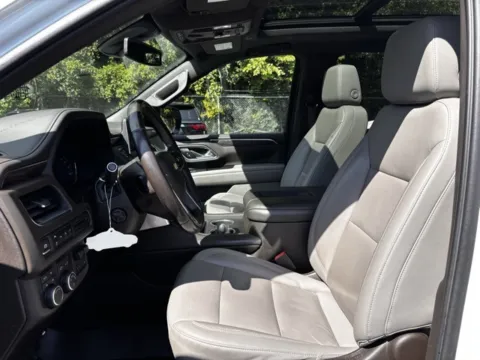 More photos of 2021 Chevrolet Suburban LT at Hank Graff Chevrolet Davison, MI
