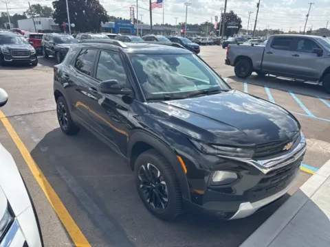 Black 2023 Chevrolet TrailBlazer LT for sale in Davison, MI