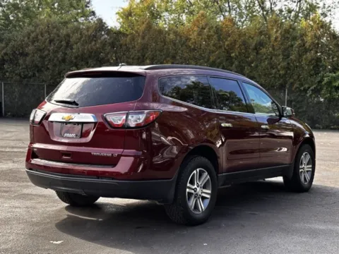 Photos of 2015 Chevrolet Traverse 2LT for sale in Davison, MI at Hank Graff Chevrolet Davison