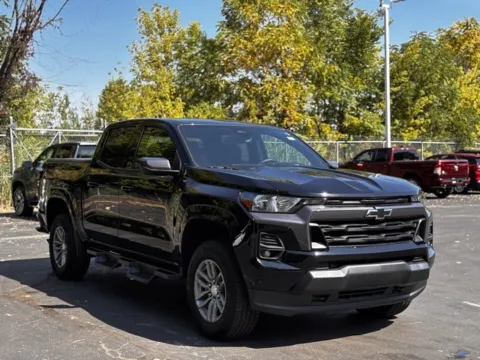 Photos of 2024 Chevrolet Colorado LT for sale in Davison, MI at Hank Graff Chevrolet Davison