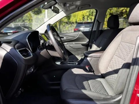 More photos of 2019 Chevrolet Equinox LT at Hank Graff Chevrolet Davison, MI