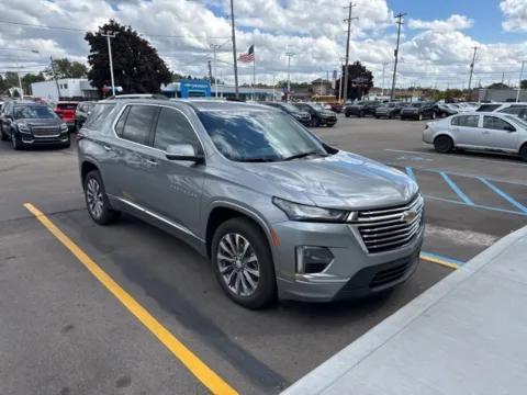 Gray 2023 Chevrolet Traverse Premier for sale in Davison, MI