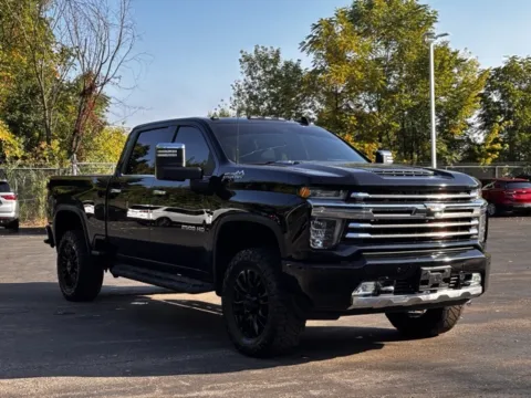 Photos of 2020 Chevrolet Silverado 2500HD High Country for sale in Davison, MI at Hank Graff Chevrolet Davison