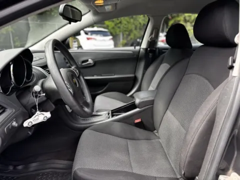 More photos of 2012 Chevrolet Malibu LT at Hank Graff Chevrolet Davison, MI