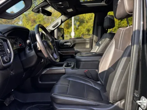 More photos of 2021 Chevrolet Silverado 2500HD High Country at Hank Graff Chevrolet Davison, MI