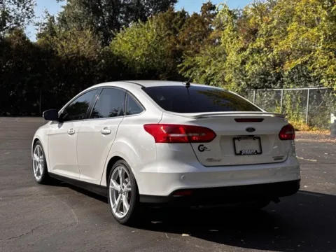 More photos of 2016 Ford Focus Titanium at Hank Graff Chevrolet Davison, MI