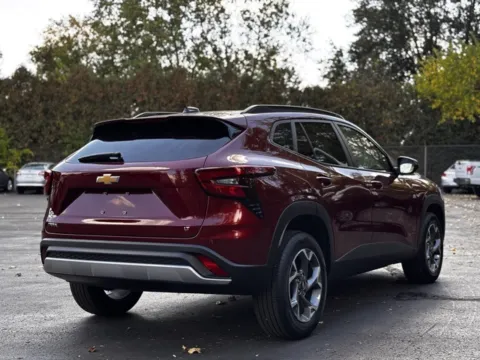 More photos of 2024 Chevrolet Trax LT at Hank Graff Chevrolet Davison, MI