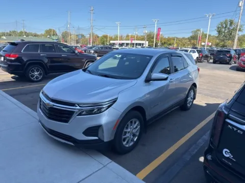 Photos of 2022 Chevrolet Equinox LT for sale in Davison, MI at Hank Graff Chevrolet Davison