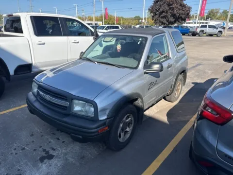 Silver 2002 Chevrolet Tracker ZR2 for sale in Davison, MI