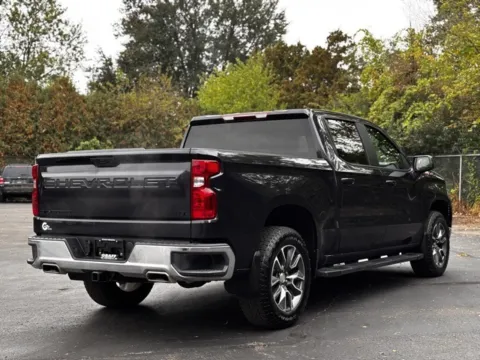 Another view of 2023 Chevrolet Silverado 1500 LT for sale in Davison, MI at Hank Graff Chevrolet Davison