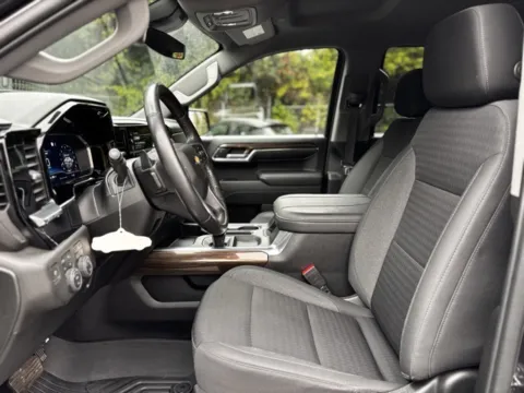 More photos of 2023 Chevrolet Silverado 1500 LT at Hank Graff Chevrolet Davison, MI