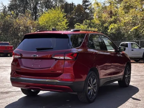 More photos of 2023 Chevrolet Equinox RS at Hank Graff Chevrolet Davison, MI