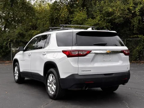 More photos of 2019 Chevrolet Traverse LT at Hank Graff Chevrolet Davison, MI