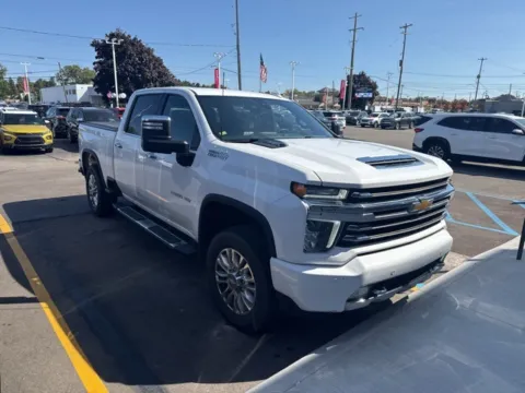 Photos of 2022 Chevrolet Silverado 2500HD High Country for sale in Davison, MI at Hank Graff Chevrolet Davison