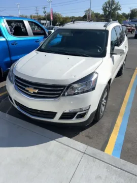 White 2015 Chevrolet Traverse LT for sale in Davison, MI