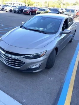 Gray 2022 Chevrolet Malibu LT for sale in Davison, MI