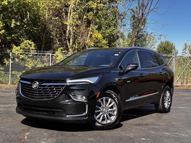 Black 2024 Buick Enclave Essence for sale in Davison, MI