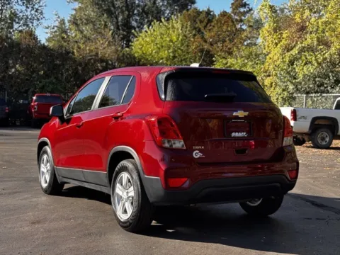 More photos of 2021 Chevrolet Trax LS at Hank Graff Chevrolet Davison, MI