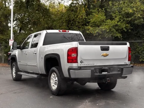More photos of 2010 Chevrolet Silverado 2500HD LTZ at Hank Graff Chevrolet Davison, MI