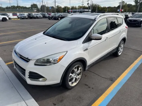 White 2013 Ford Escape Titanium for sale in Davison, MI