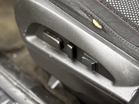 More photos of 2012 Chevrolet Equinox LT at Hank Graff Chevrolet Davison, MI