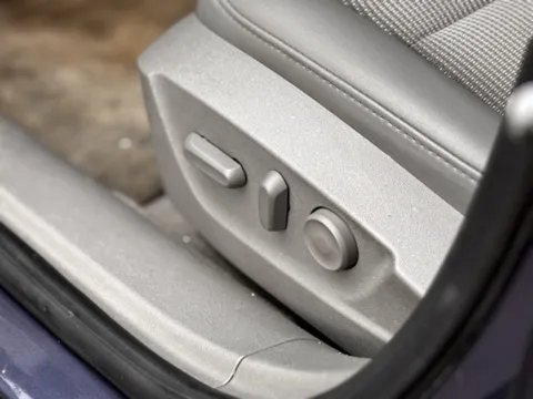 More photos of 2014 Chevrolet Malibu LT at Hank Graff Chevrolet Davison, MI