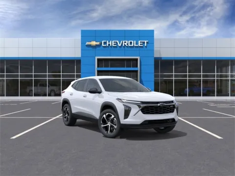 White 2025 Chevrolet Trax 1RS for sale in Davison, MI