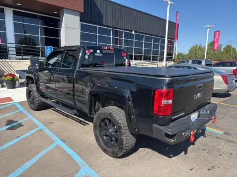 More photos of 2016 GMC Sierra 1500 SLE at Hank Graff Chevrolet Davison, MI