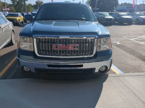 Photos of 2011 GMC Sierra 1500 SLT for sale in Davison, MI at Hank Graff Chevrolet Davison