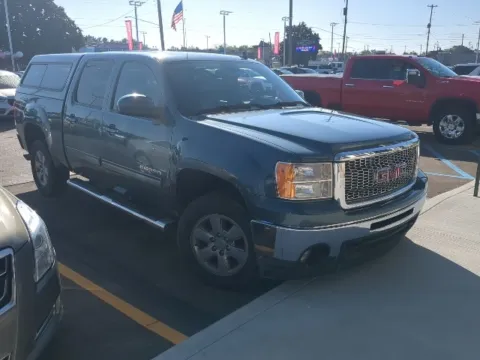 Photos of 2011 GMC Sierra 1500 SLT for sale in Davison, MI at Hank Graff Chevrolet Davison