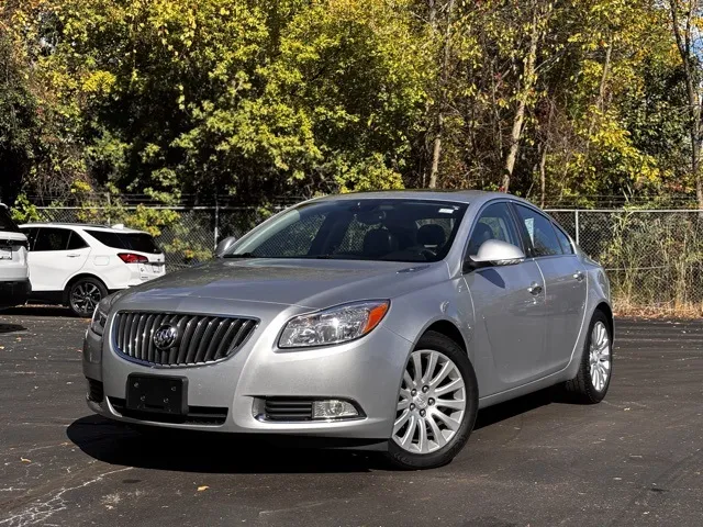 2012 Buick Regal Premium 1