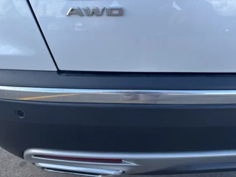 More photos of 2020 Cadillac XT5 Premium Luxury at Hank Graff Chevrolet Davison, MI