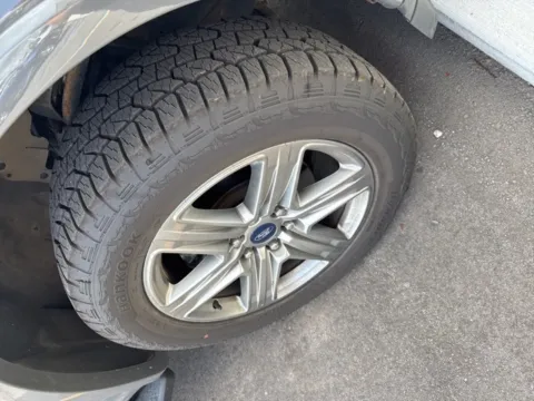 More photos of 2018 Ford F-150 XLT at Hank Graff Chevrolet Davison, MI