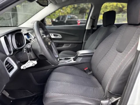 More photos of 2013 Chevrolet Equinox LS at Hank Graff Chevrolet Davison, MI