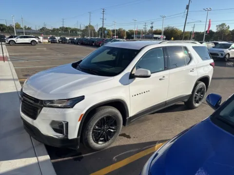 More photos of 2023 Chevrolet Traverse LT at Hank Graff Chevrolet Davison, MI