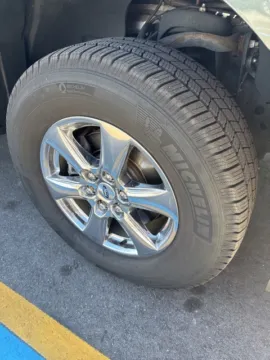 More photos of 2018 Ford F-150 XLT at Hank Graff Chevrolet Davison, MI