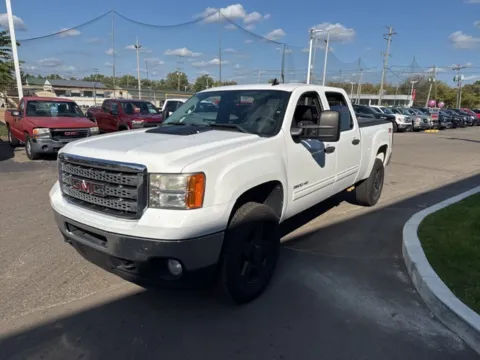 White 2011 GMC Sierra 3500HD SLE for sale in Davison, MI