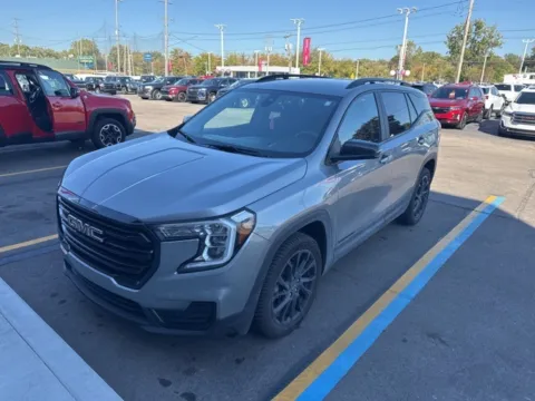 Gray 2023 GMC Terrain SLE for sale in Davison, MI