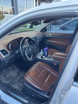 More photos of 2015 Jeep Grand Cherokee Summit at Hank Graff Chevrolet Davison, MI