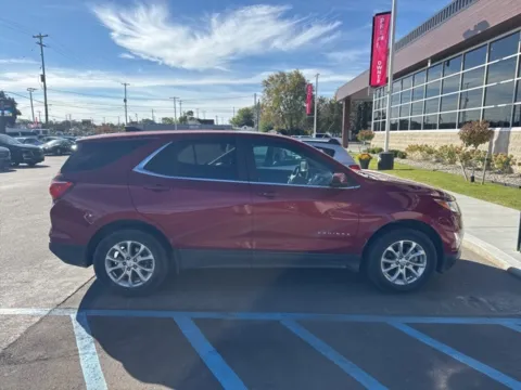 More photos of 2021 Chevrolet Equinox LT at Hank Graff Chevrolet Davison, MI