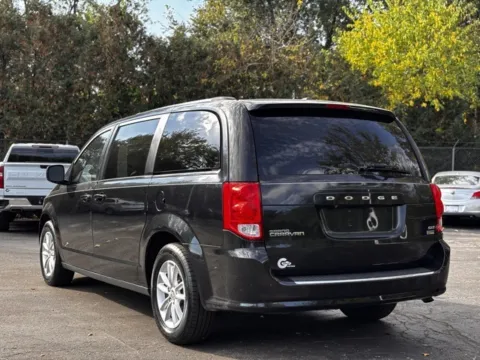 More photos of 2018 Dodge Grand Caravan SXT at Hank Graff Chevrolet Davison, MI