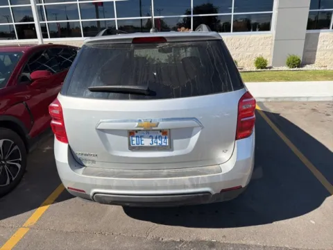 More photos of 2017 Chevrolet Equinox LT at Hank Graff Chevrolet Davison, MI