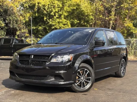 Black 2017 Dodge Grand Caravan SE for sale in Davison, MI