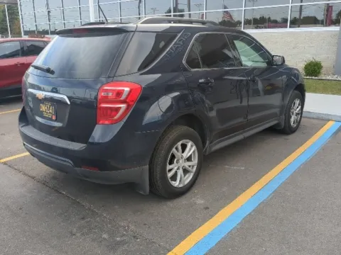 More photos of 2017 Chevrolet Equinox LT at Hank Graff Chevrolet Davison, MI