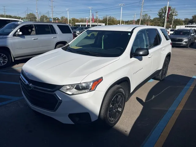 White 2021 Chevrolet Traverse LS for sale in Davison, MI